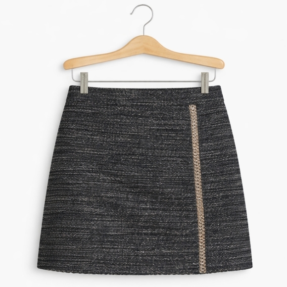 LOFT Dresses & Skirts - LOFT Heather Gray Faux Wrap Textured Weave Mini Skirt Fringed Trim Sz 8